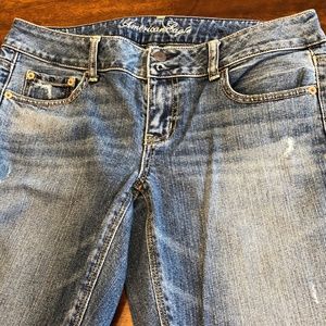 American Eagle Distressed Bootcut Jean (10)